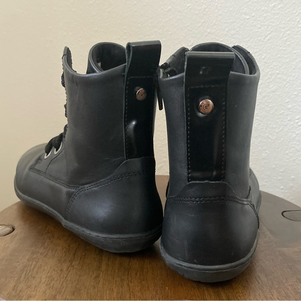 Groundies Barefoot Salzburg Chelsea Boot Size 38 Black - Picture 9 of 12